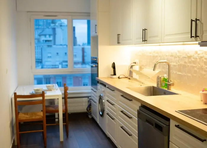 Paris View Direct Access 10 People Apartament Courbevoie